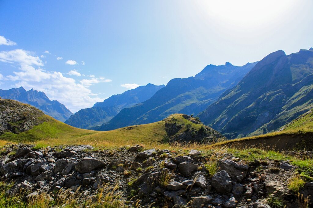 french pyrénées, landscape, mountains-4828586.jpg